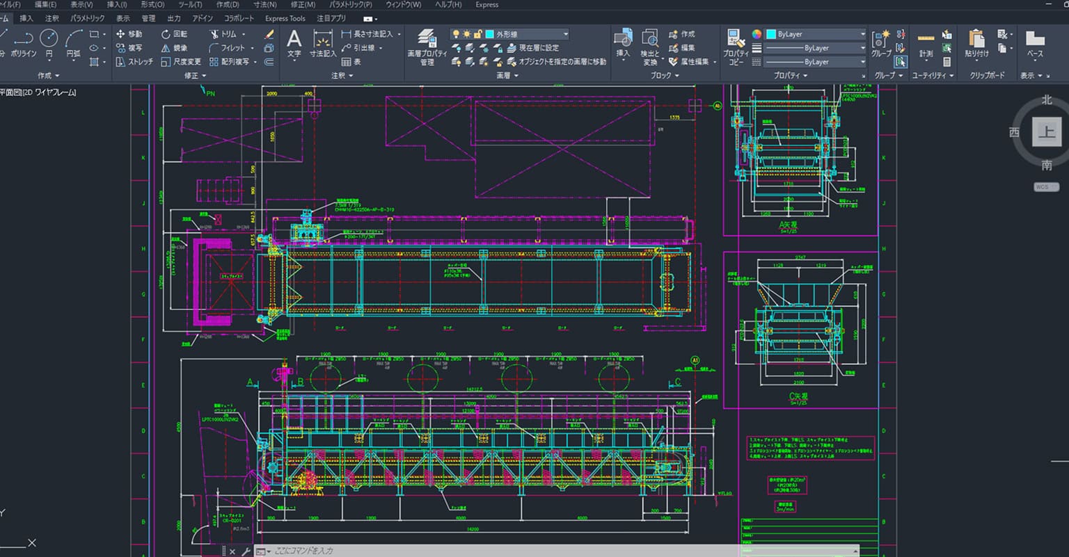 機械設備の設計図（CAD）画面、構造図と寸法が詳細に表示された図面